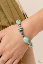 Load image into Gallery viewer, SIMPLY SANTA FE- 4pcs.Set COMPLETE TREND BLEND- MAY 2023 FASHION FIX