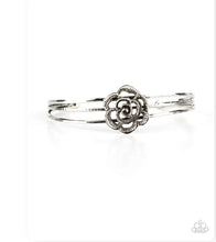 Load image into Gallery viewer, Rosy Repose-Silver
