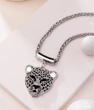 Load image into Gallery viewer, Leopard Luminescence-Black
